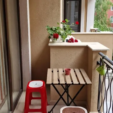 Pomorie City Apartments Апартамент